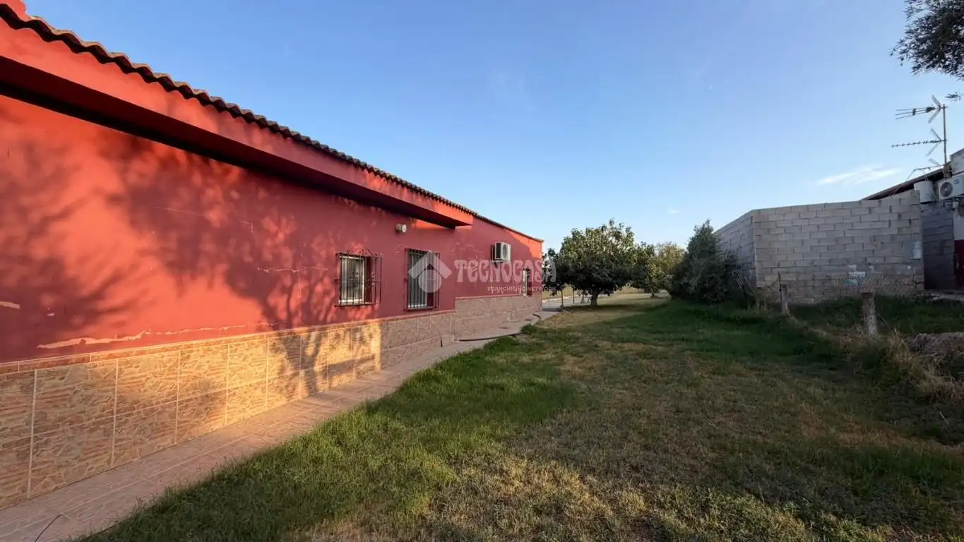 Haus zum Verkauf in Sanlúcar la Mayor, imagen 5