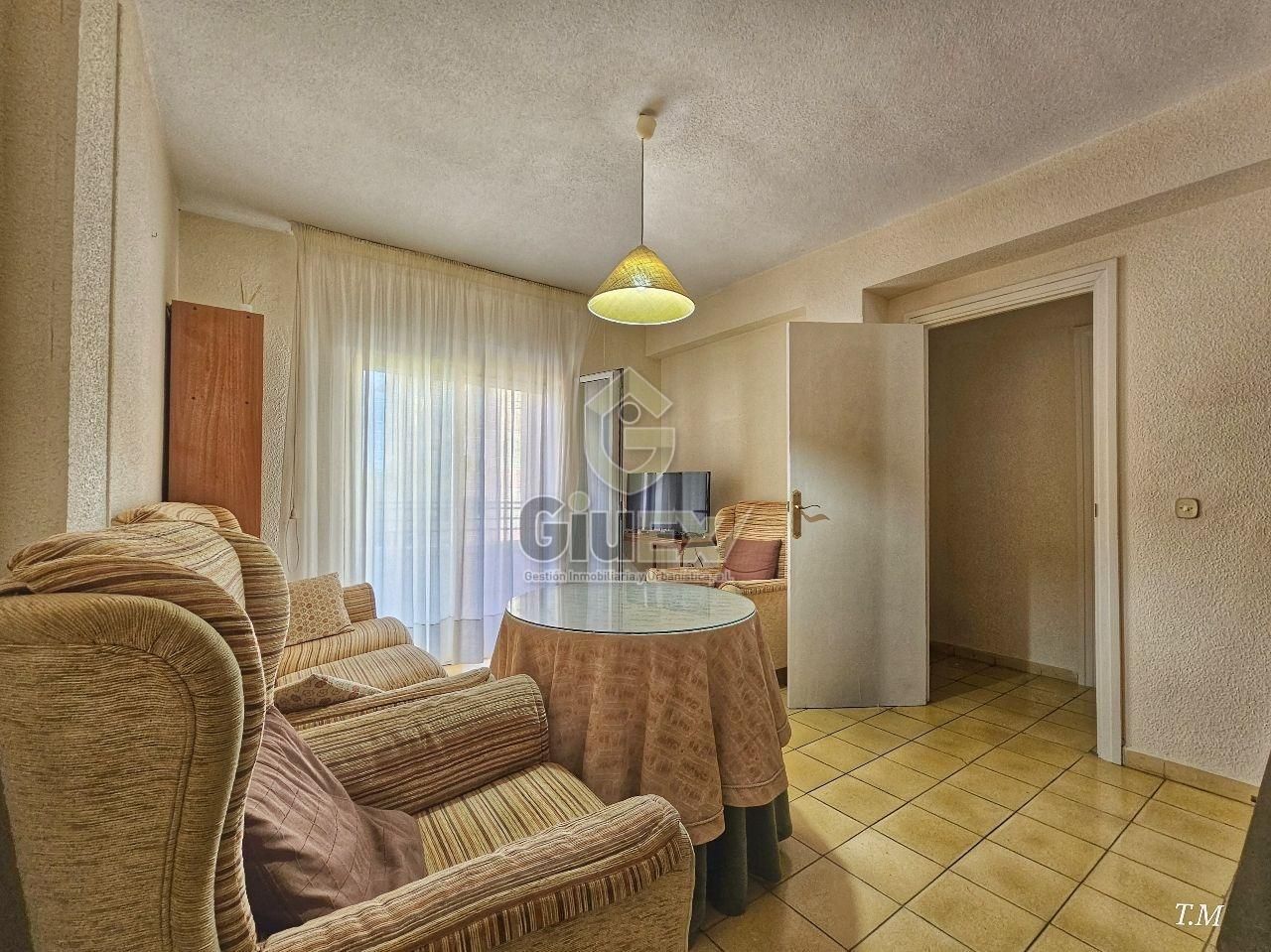 Living room of Flat to rent in Cáceres Capital  with Heating, Terrace and Furnished
