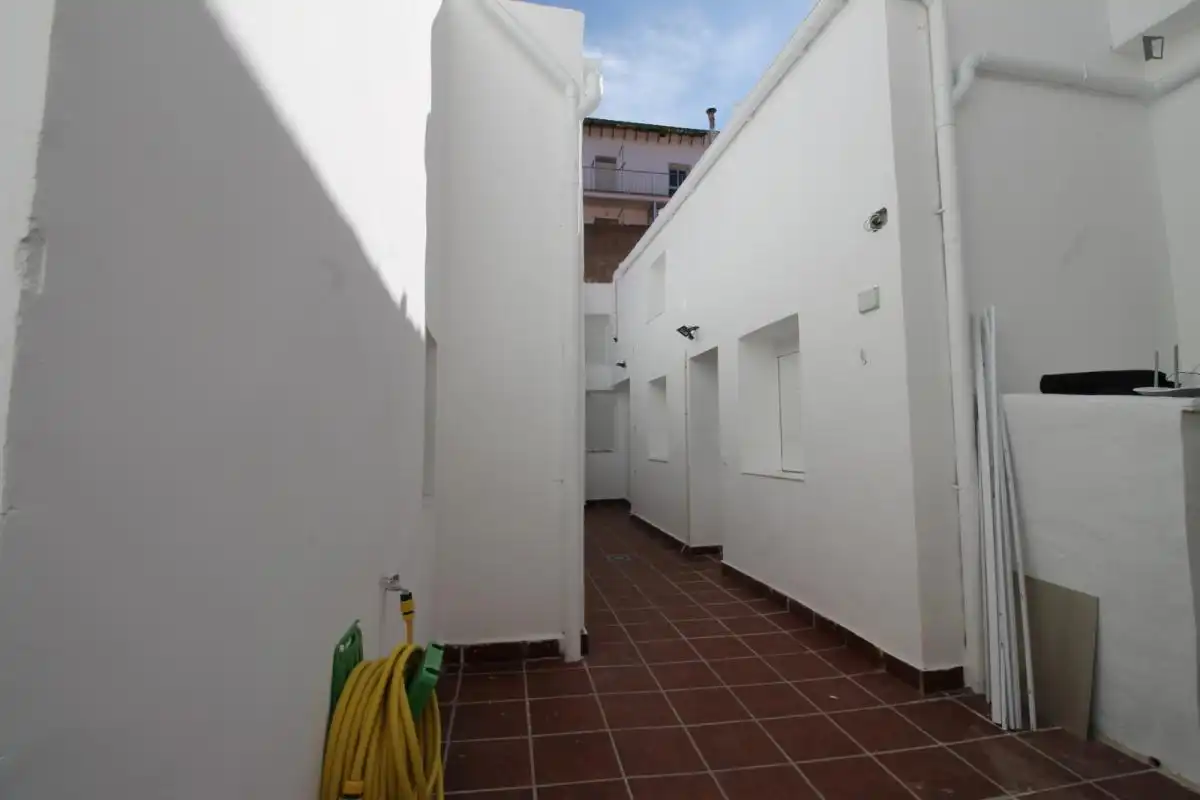 Study for rent in Zofio