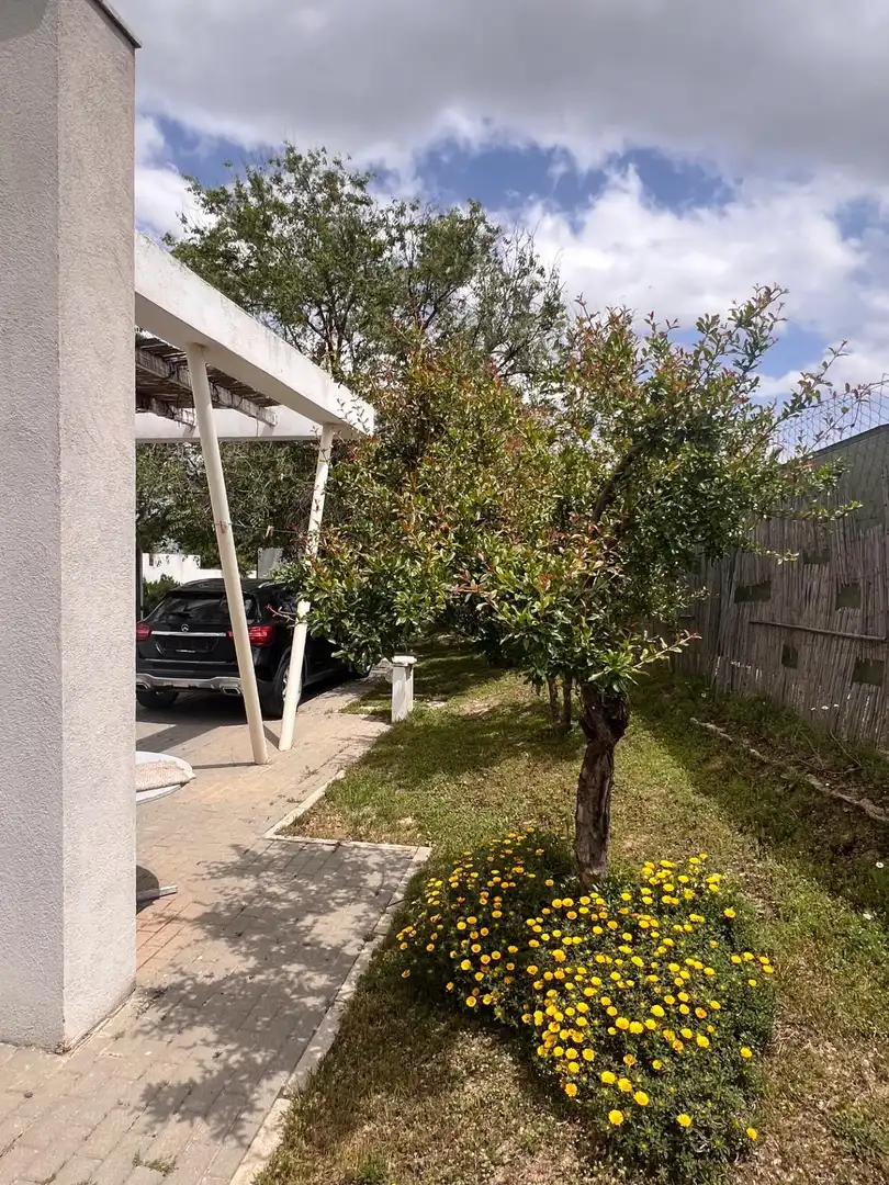 Aparcament de Casa o xalet en venda en Las Gabias amb Aire condicionat, Calefacció i Jardí privat