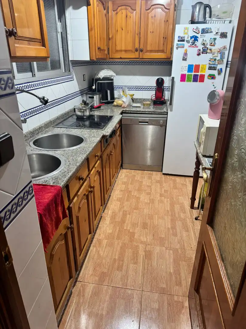 Cocina de Casa adosada en venta en Dos Hermanas con Aire acondicionado, Terraza y Amueblado