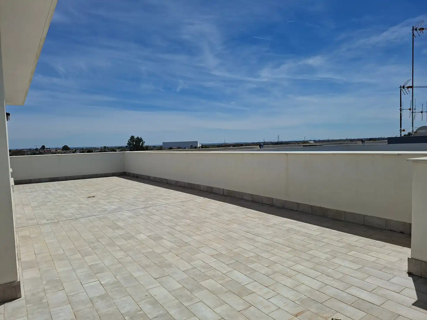 Terrasse von Wohnung zur Miete in La Rinconada mit Klimaanlage, Heizung und Terrasse