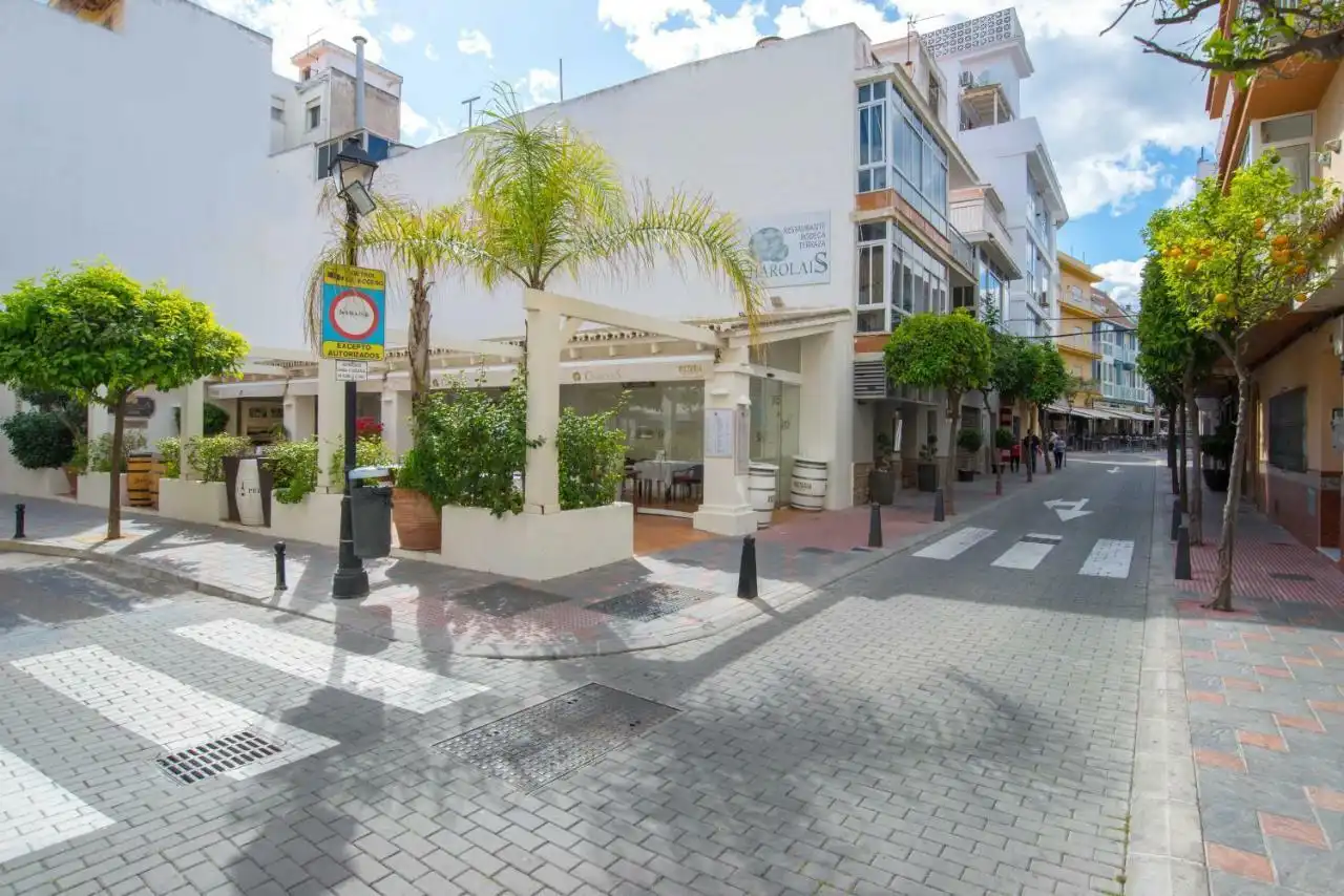 Vista exterior de Apartament en venda en Fuengirola amb Aire condicionat, Calefacció i Parquet