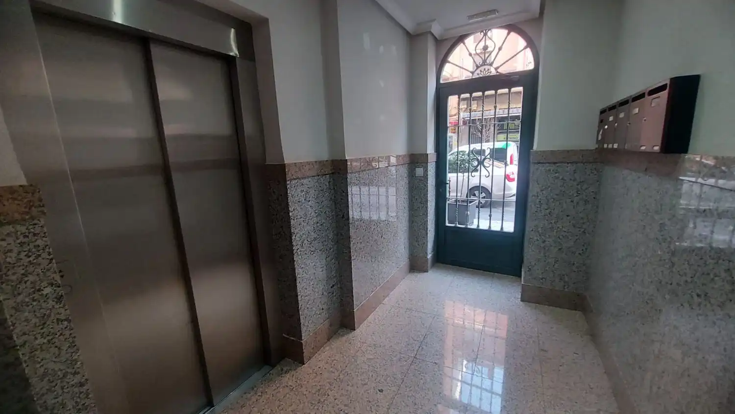 Flat for rent in Jaén  with Air Conditioner, Heating and Furnished