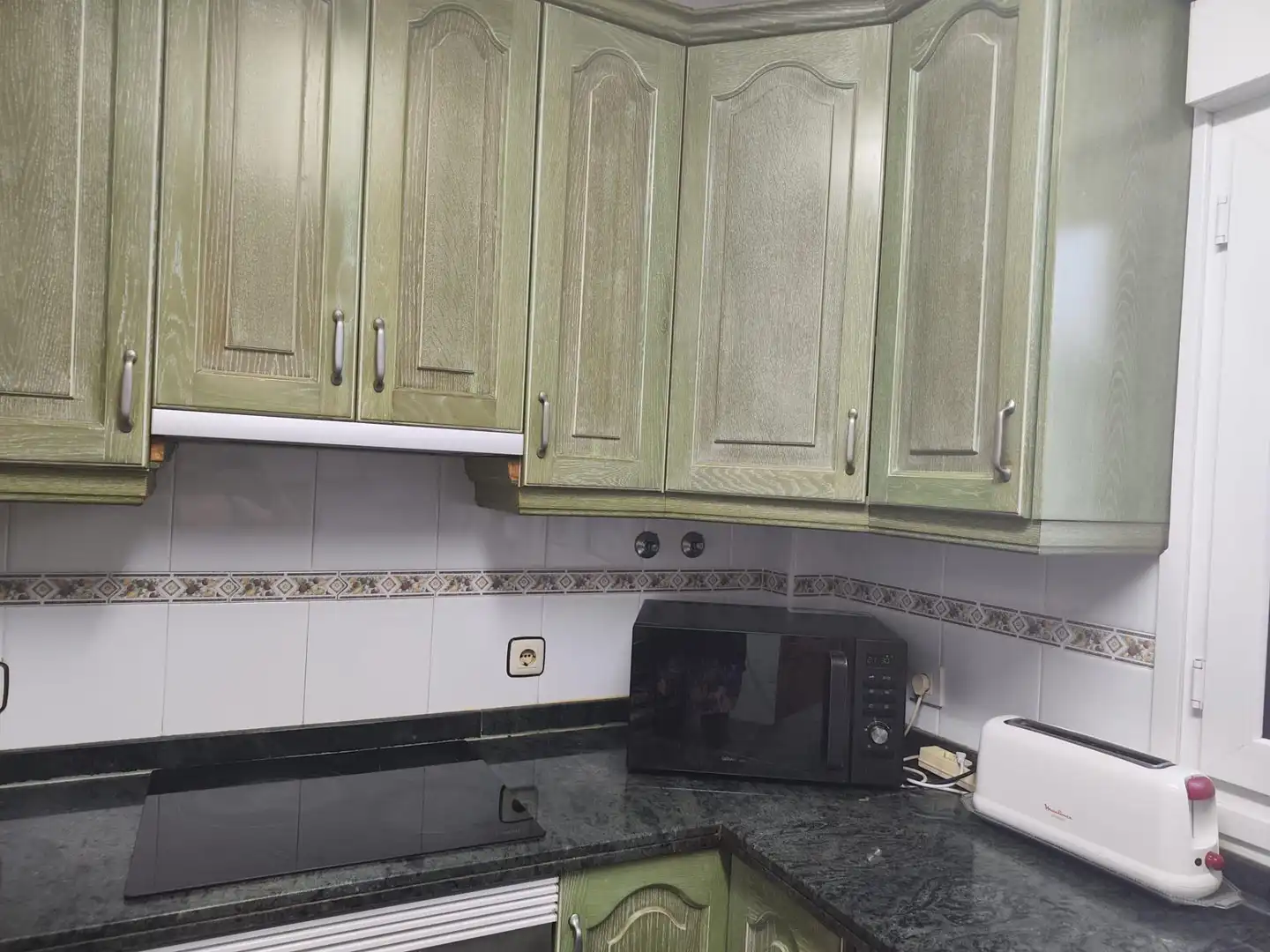 Kitchen of Flat for share in Costacabana - Loma Cabrera