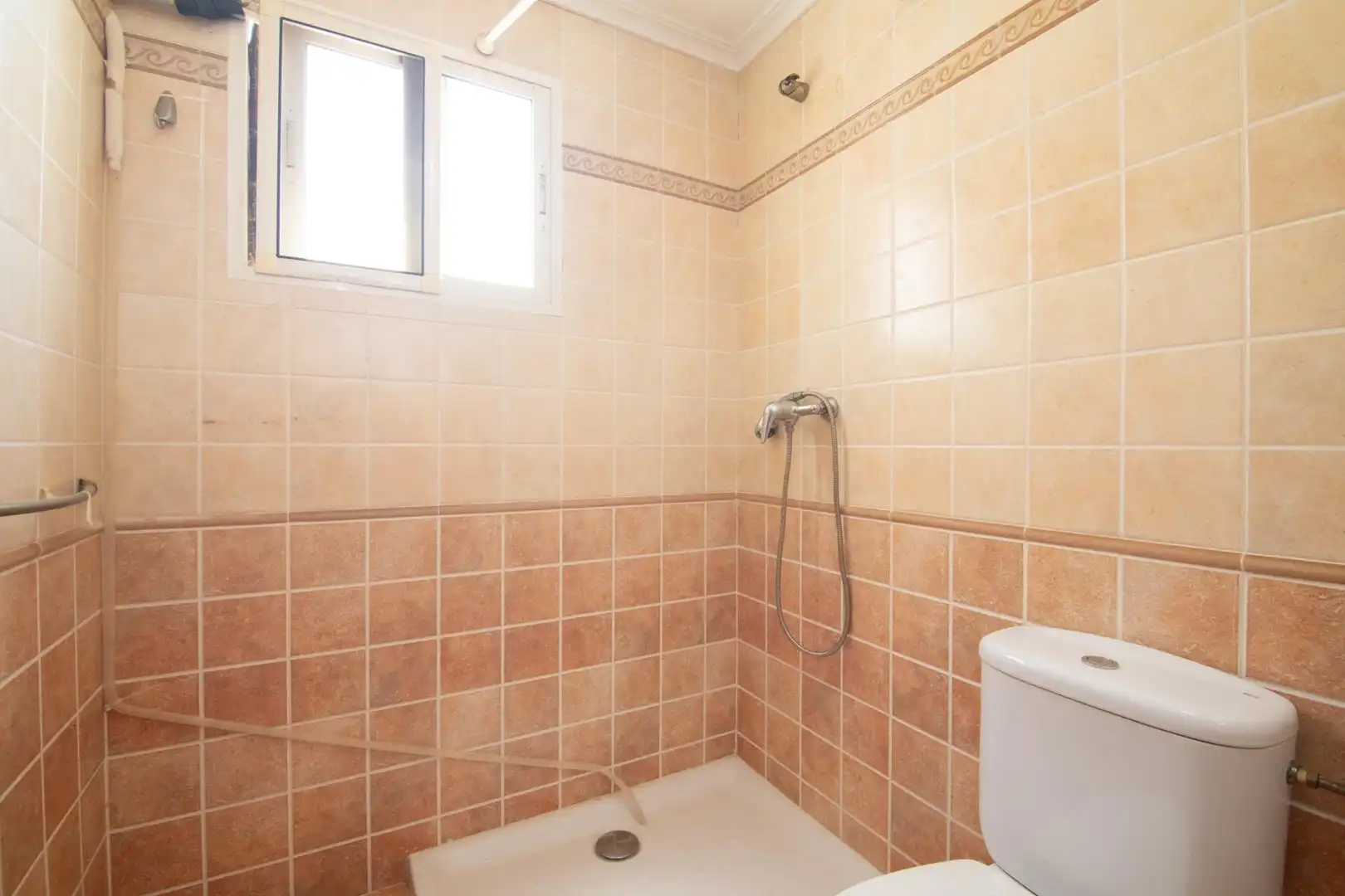 Bany de Àtic en venda en Elche / Elx amb Aire condicionat, Terrassa i Balcó