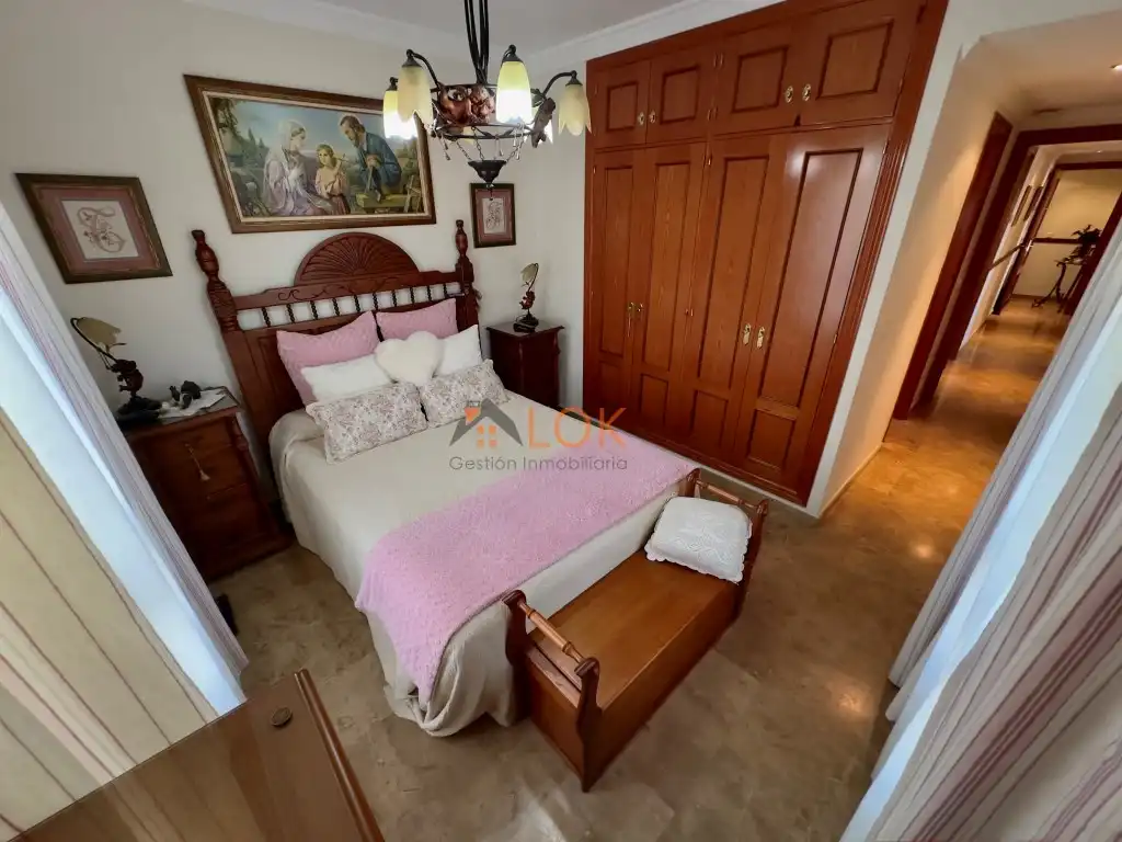 Habitación de Piso en venta en Málaga con Aire acondicionado, Jardín privado y Terraza