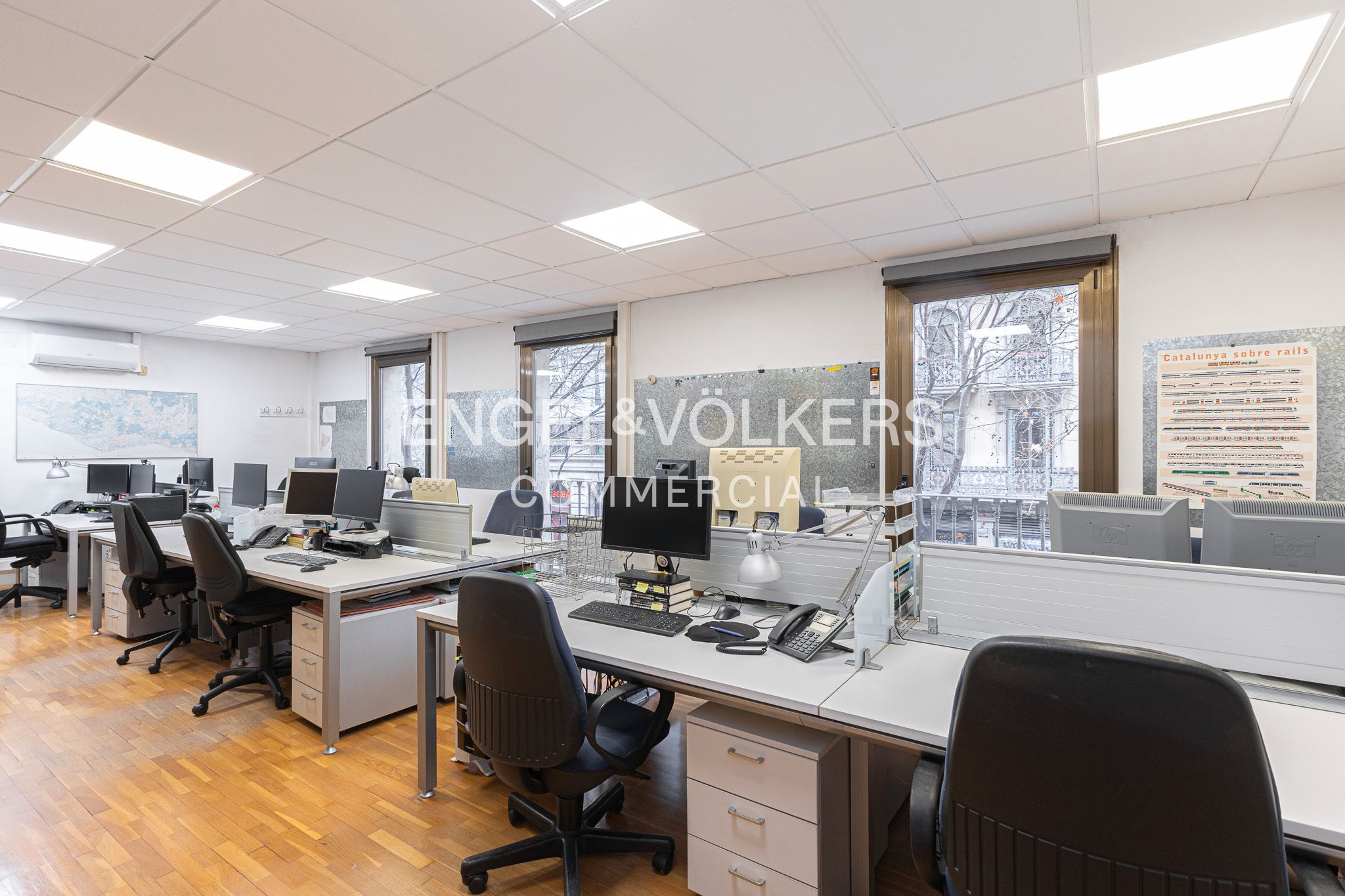 Oficina en venda en  Barcelona Capital amb Aire condicionat, Terrassa i Moblat