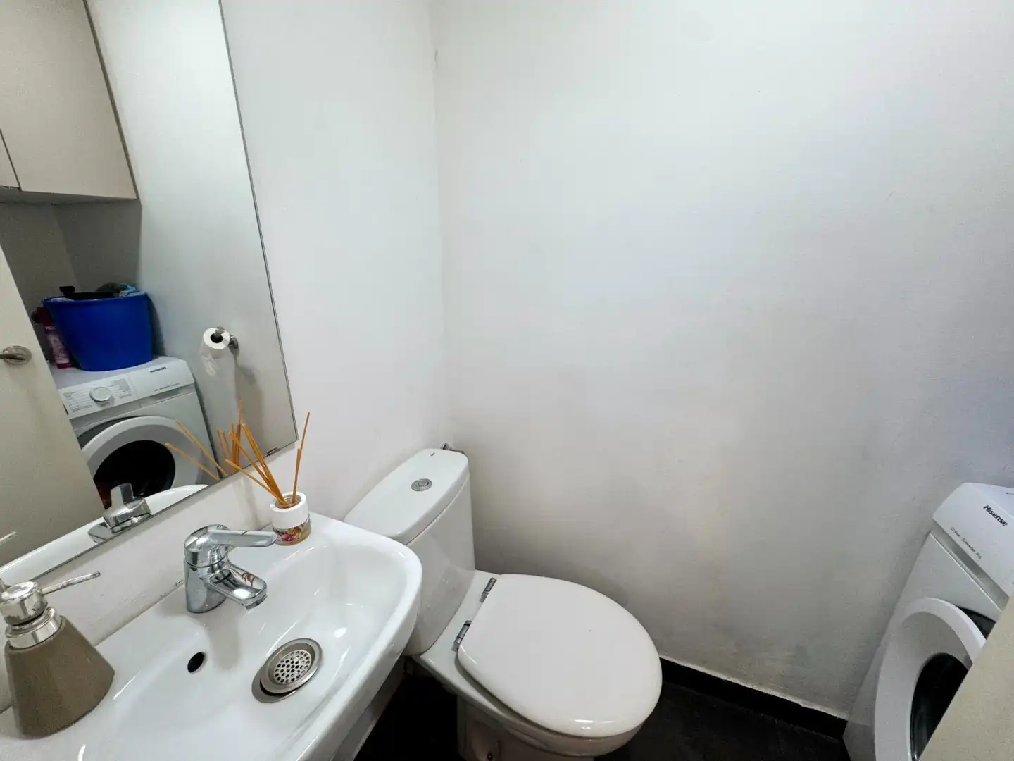 Bany de Pis en venda en Barcelona amb Aire condicionat, Calefacció i Balcó