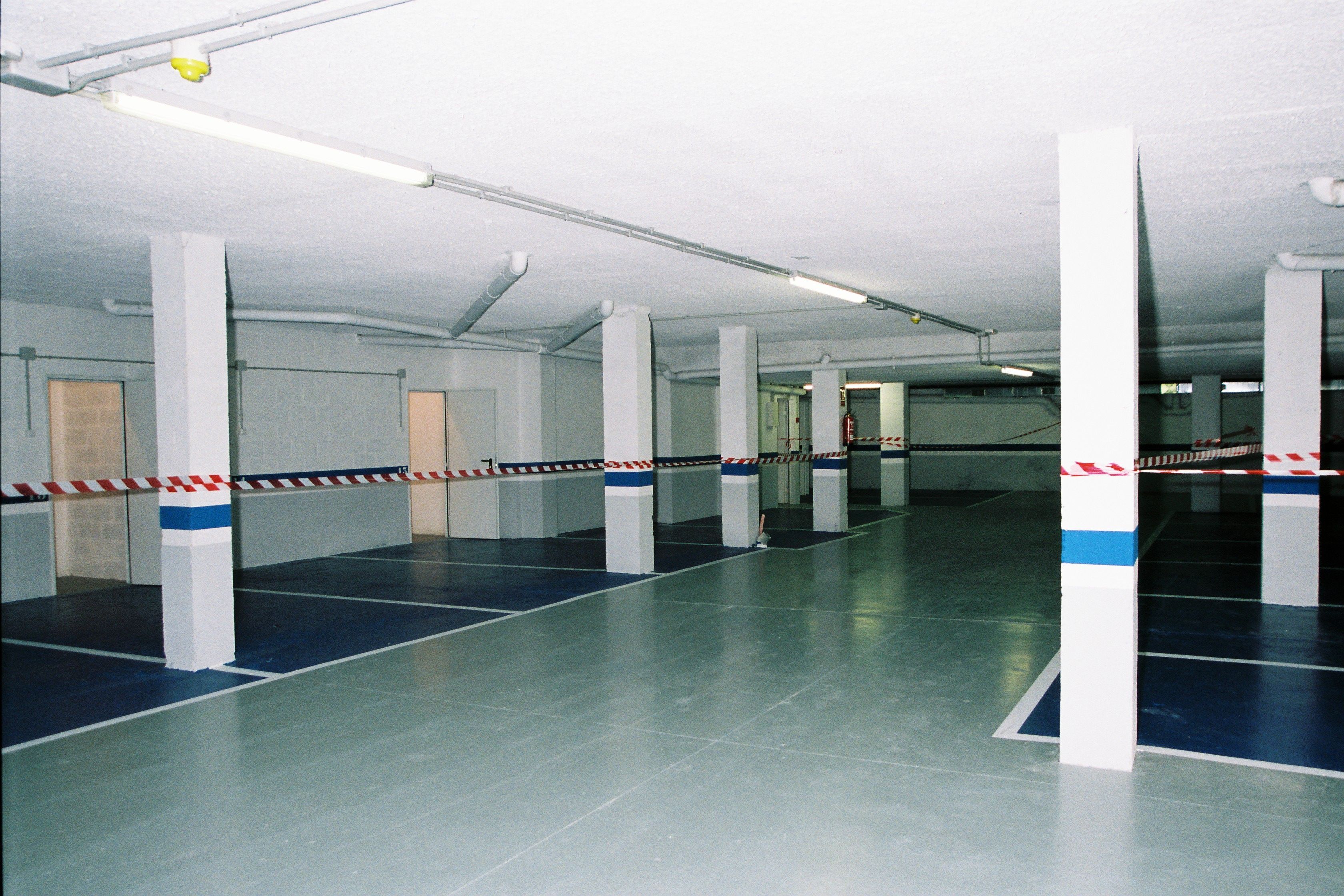 Garage to rent in Carrer Tinent Coronel Sagués, 40