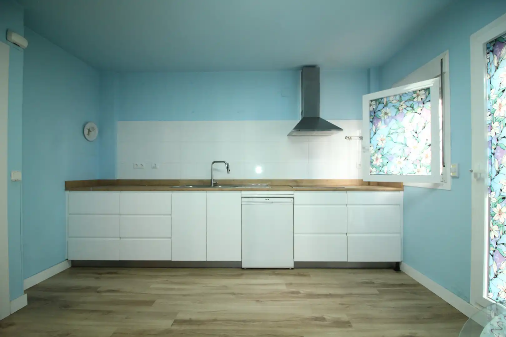 Kitchen of Detached homes for sale in El Portil  with Terrace, Storage room and Community pool