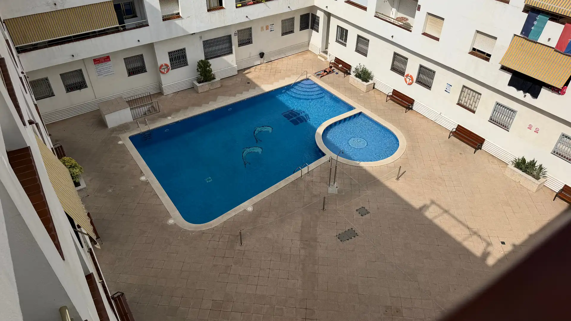 Pis amb piscina en venda a Pelai
