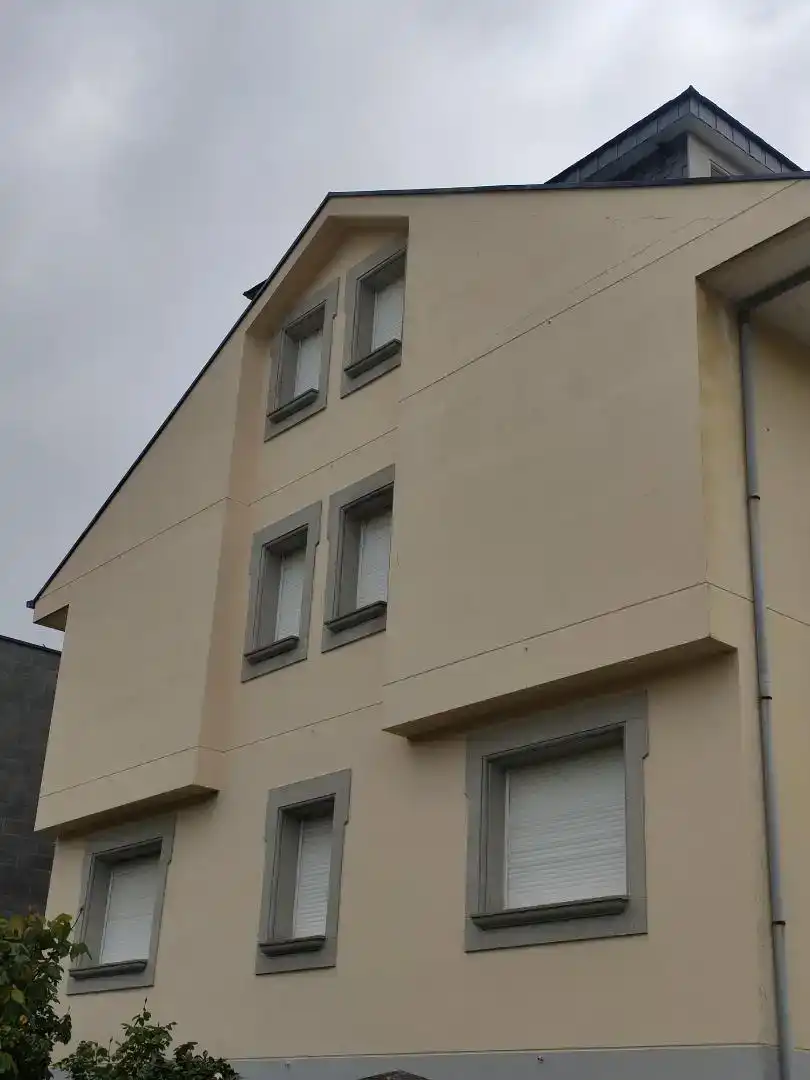 Vista exterior de Casa o xalet en venda en Sarria amb Balcó