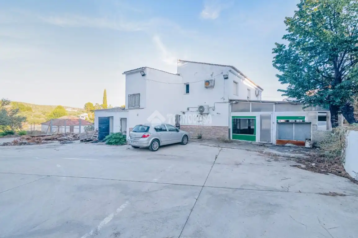 Exterior view of Houses for sale in Loja, Granada