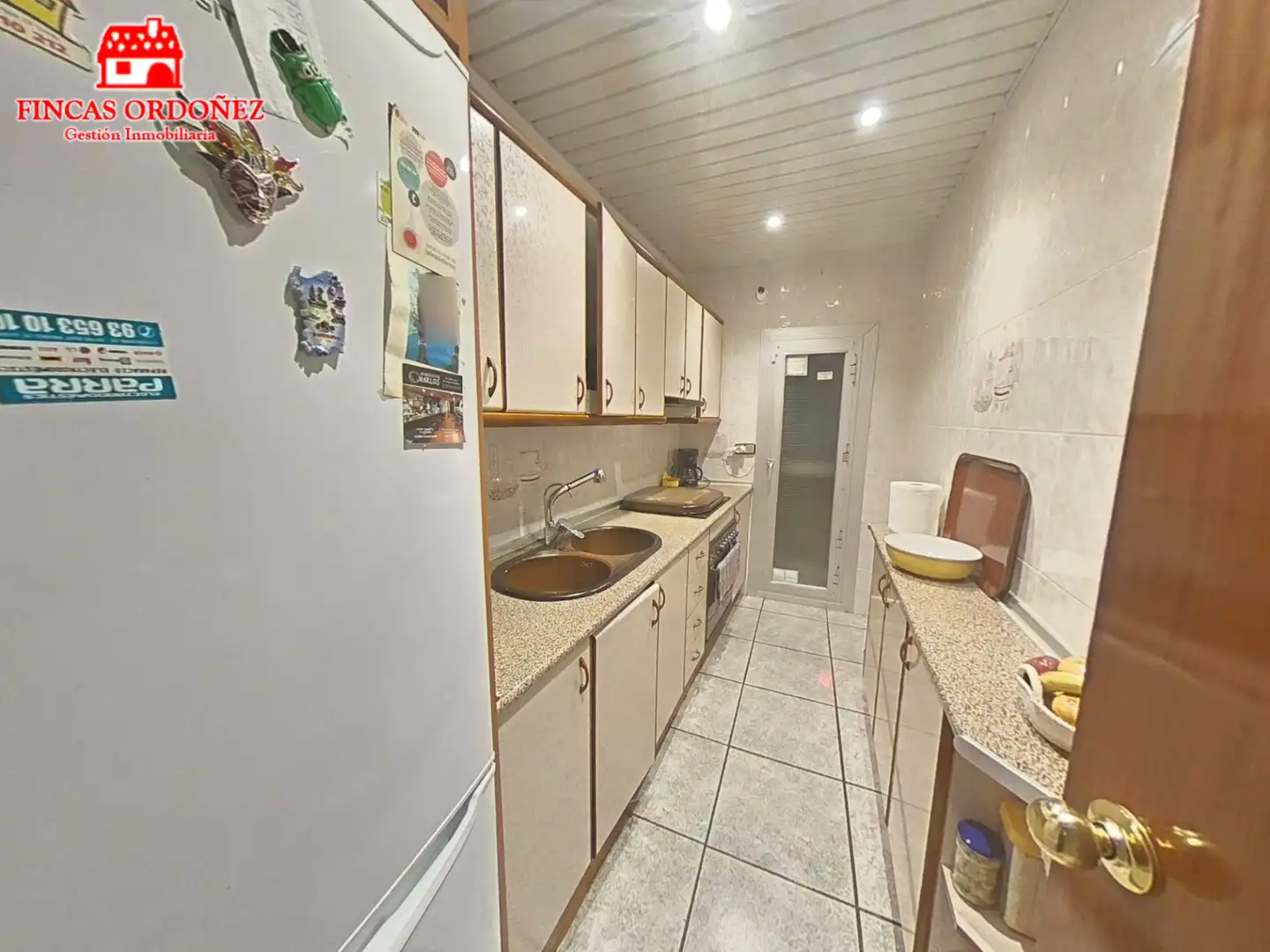 Kitchen of Flat for sale in Sant Andreu de la Barca  with Balcony
