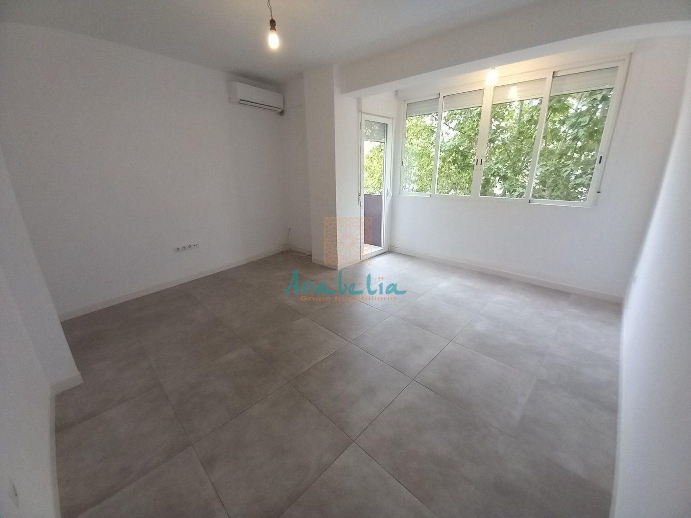 Pis en venda a Avenida Barcelona, Sta. Marina - San Andrés - San Pablo - San Lorenzo, Centro