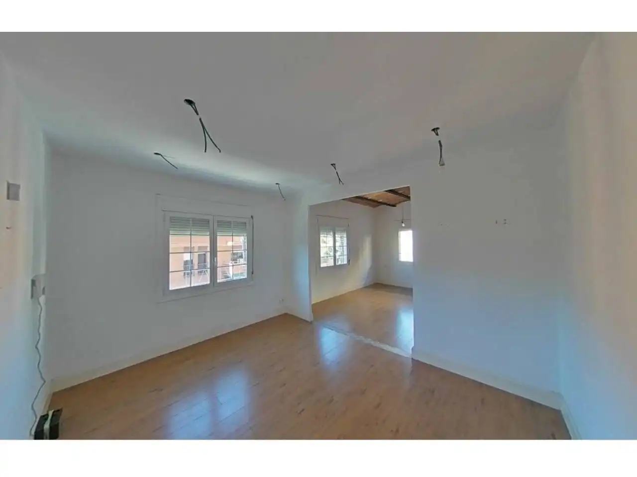Living room of Flat for sale in Barcelona  with Parquet flooring and Storage room
