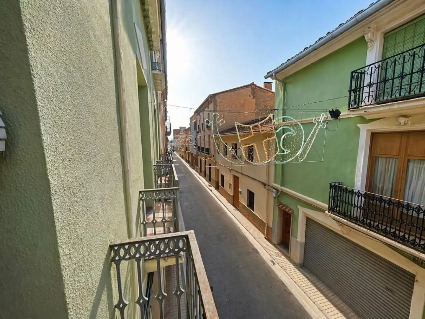 Vista exterior de Casa adosada en venda en Aielo de Malferit amb Calefacció, Terrassa i Traster