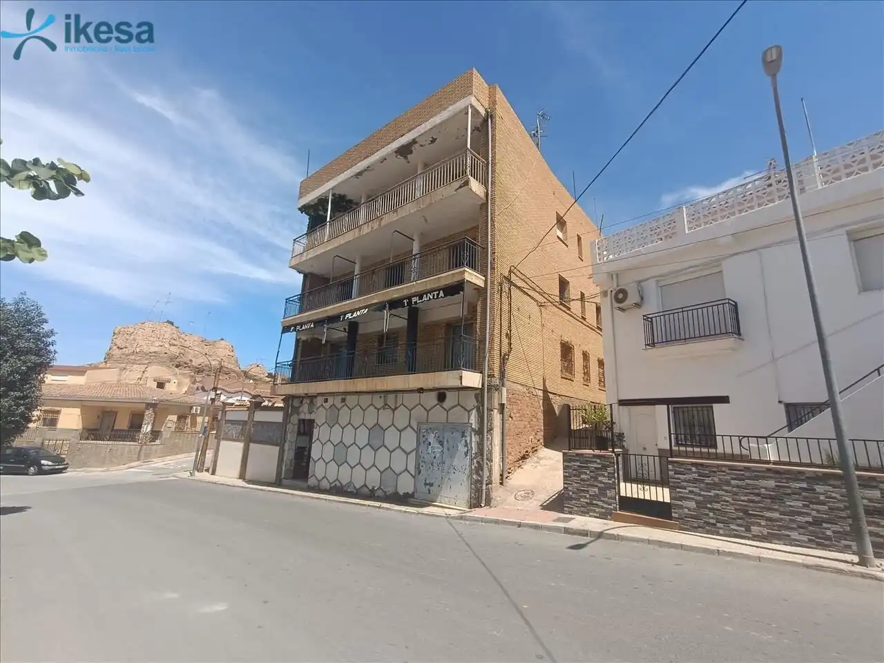 Flat for sale in Benalúa