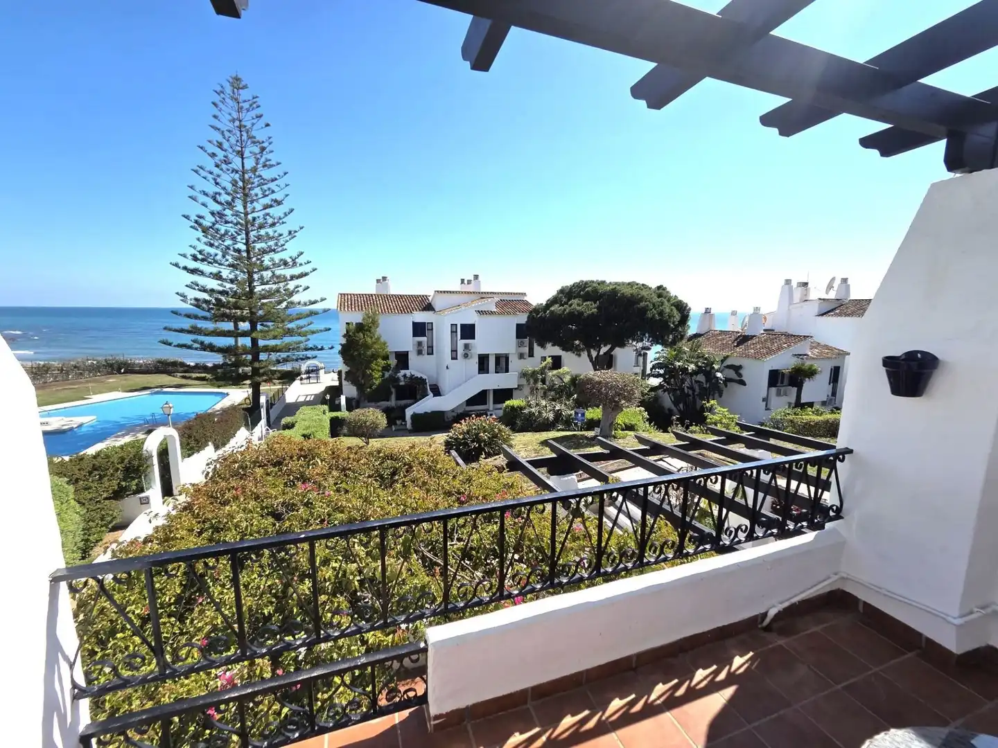 Apartament amb piscina en venda a Calahonda, imagen 13