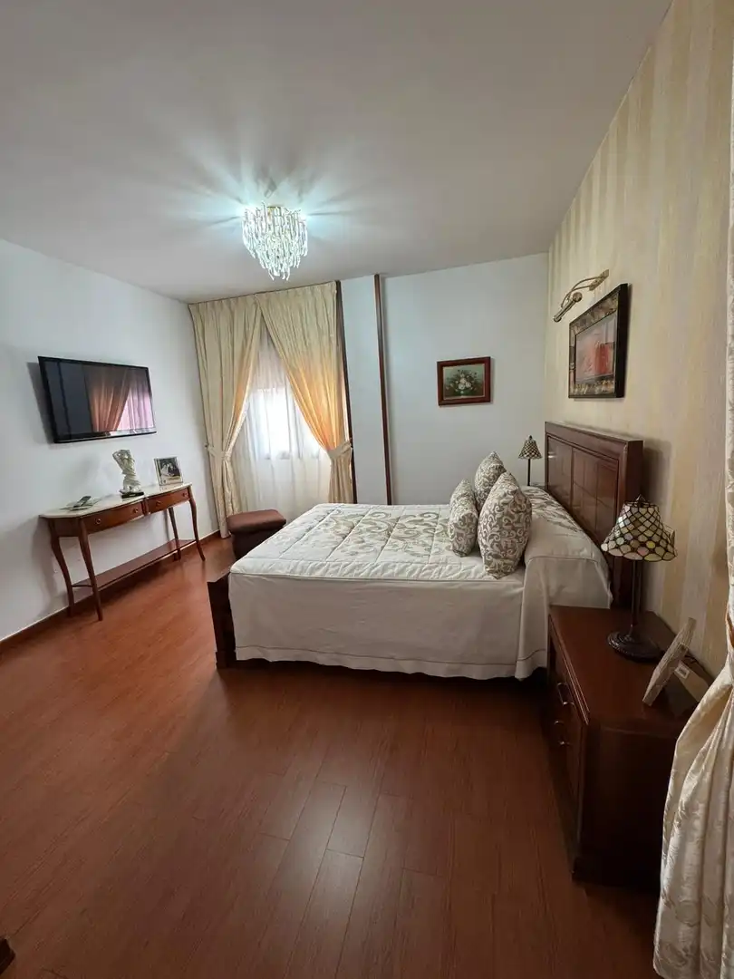 Habitación de Casa o chalet en venta en Navalcarnero con Aire acondicionado, Jardín privado y Terraza