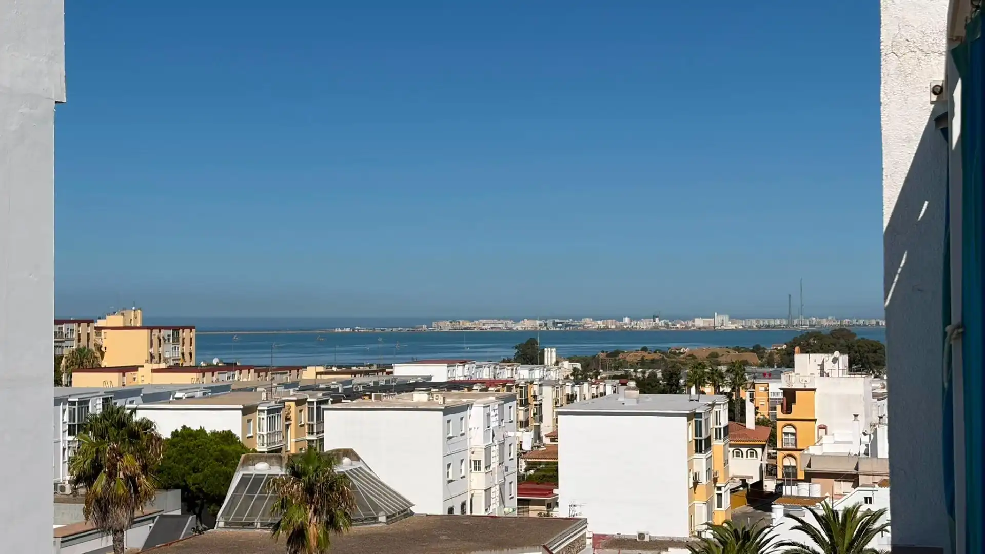 Vista exterior de Àtic en venda en San Fernando amb Terrassa i Traster