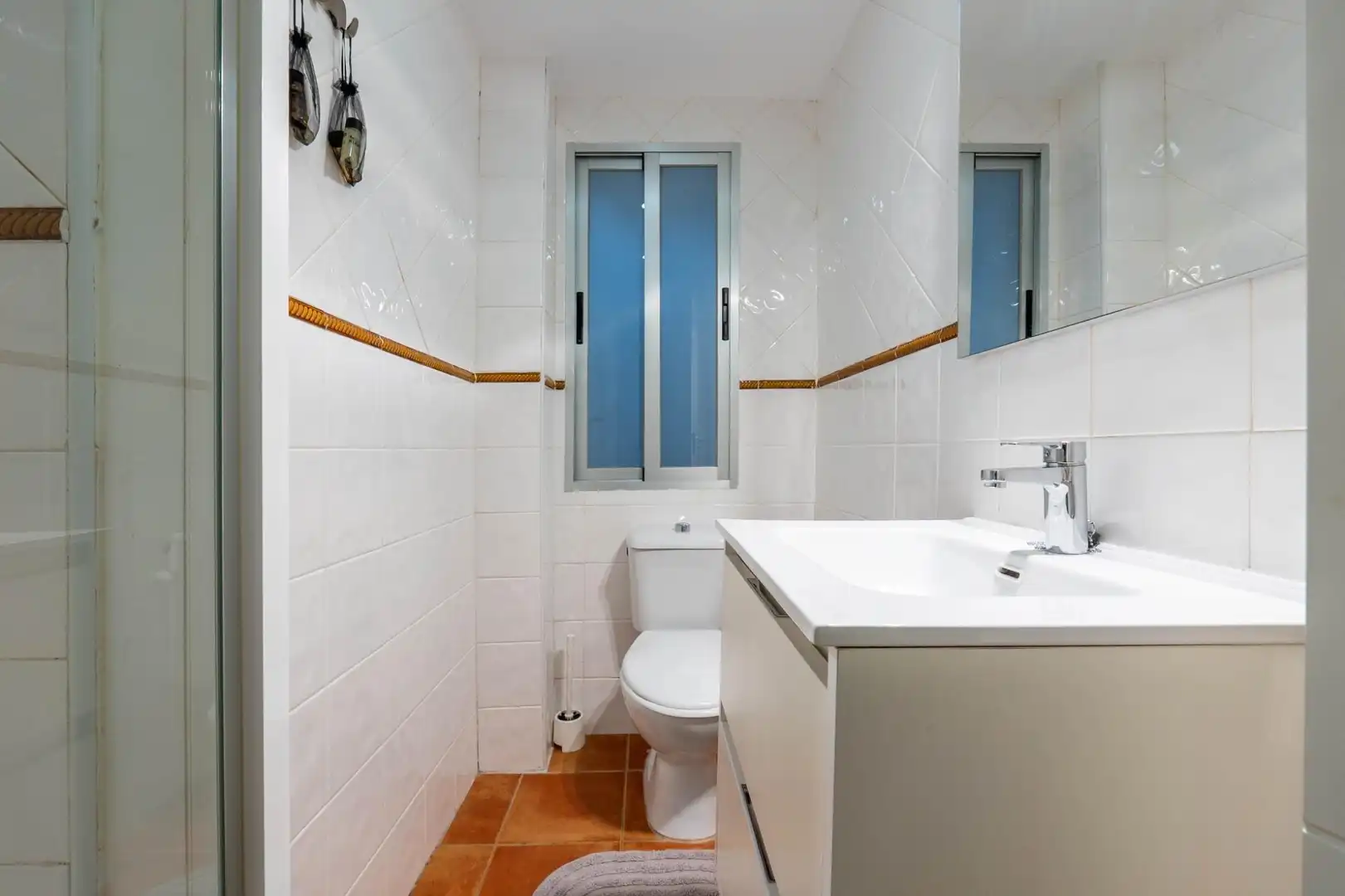 Baño de Piso en venta en Granada con Calefacción