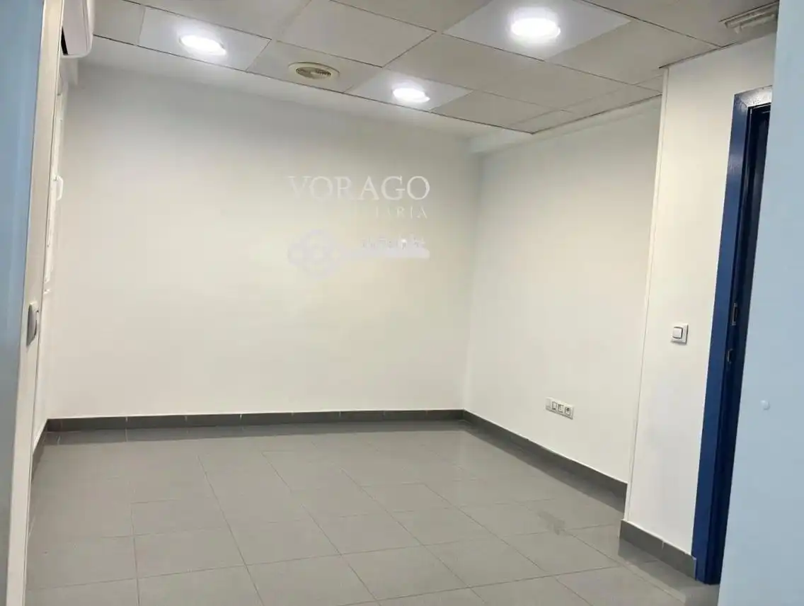 Pis amb ascensor en venda a Caballería Española, imagen 10