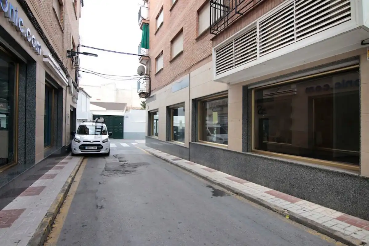 Local comercial en venda a Maracena, imagen 17