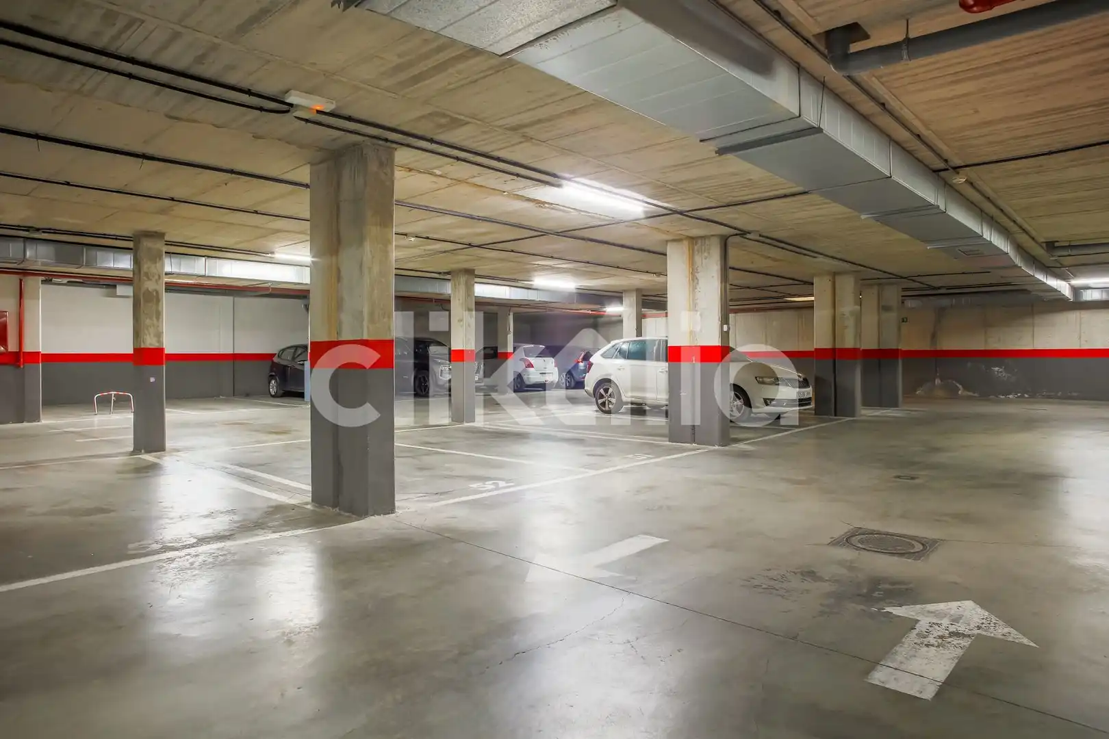 Parkplatz von Wohnung zum Verkauf in Torrejón de Ardoz mit Heizung, Abstellraum und Schwimmbad