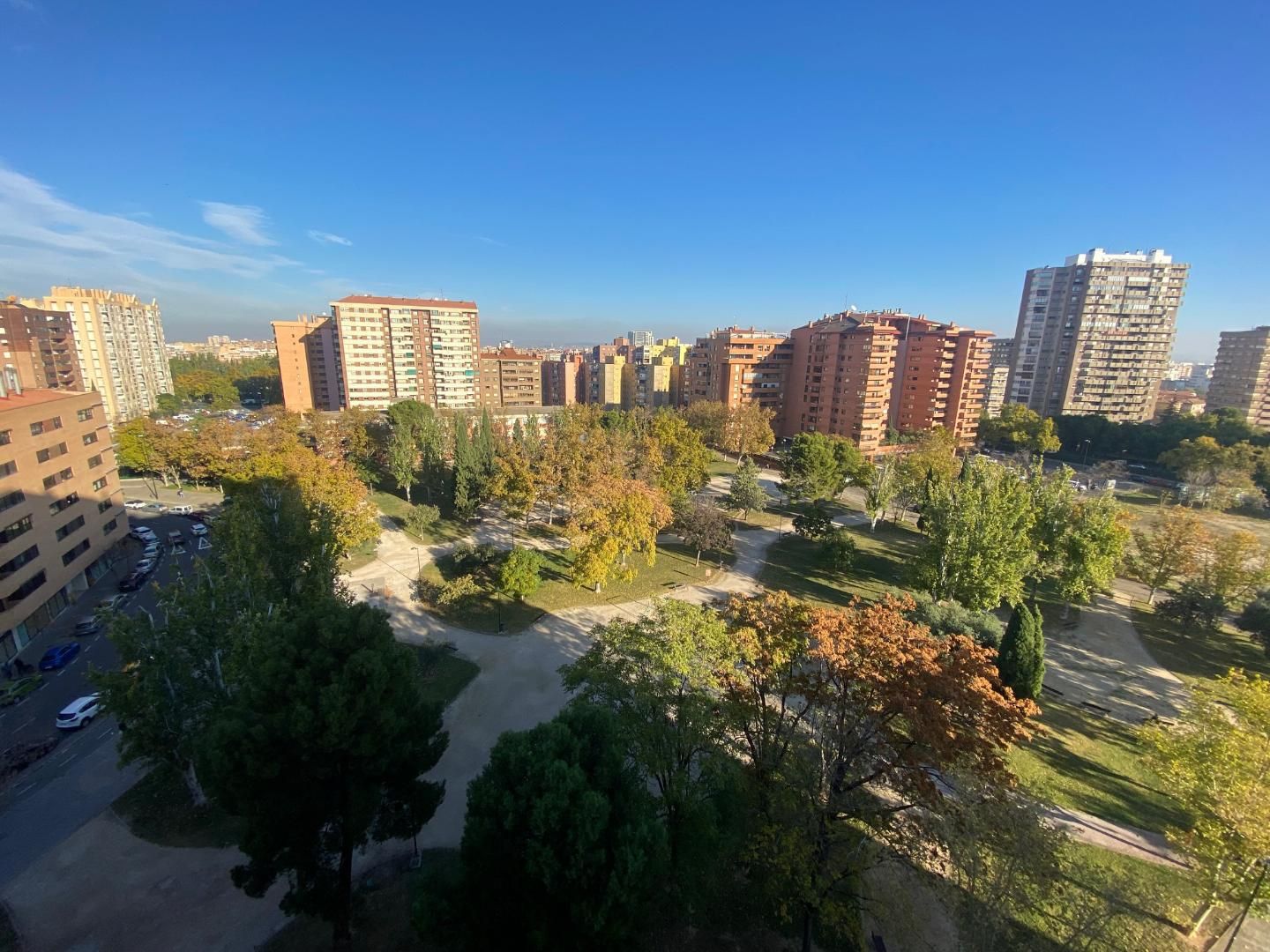 Vista exterior de Pis de lloguer en  Zaragoza Capital amb Terrassa, Traster i Piscina