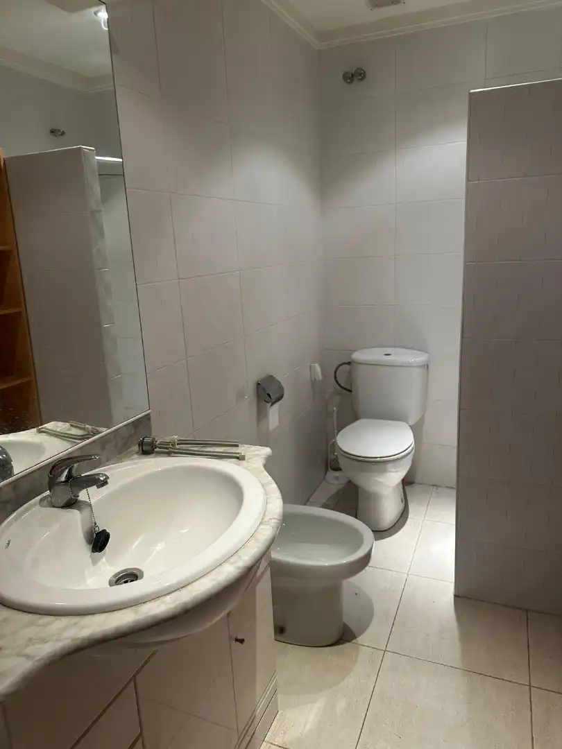 Baño de Casa adosada en venta en Botarell con Jardín privado, Parquet y Amueblado