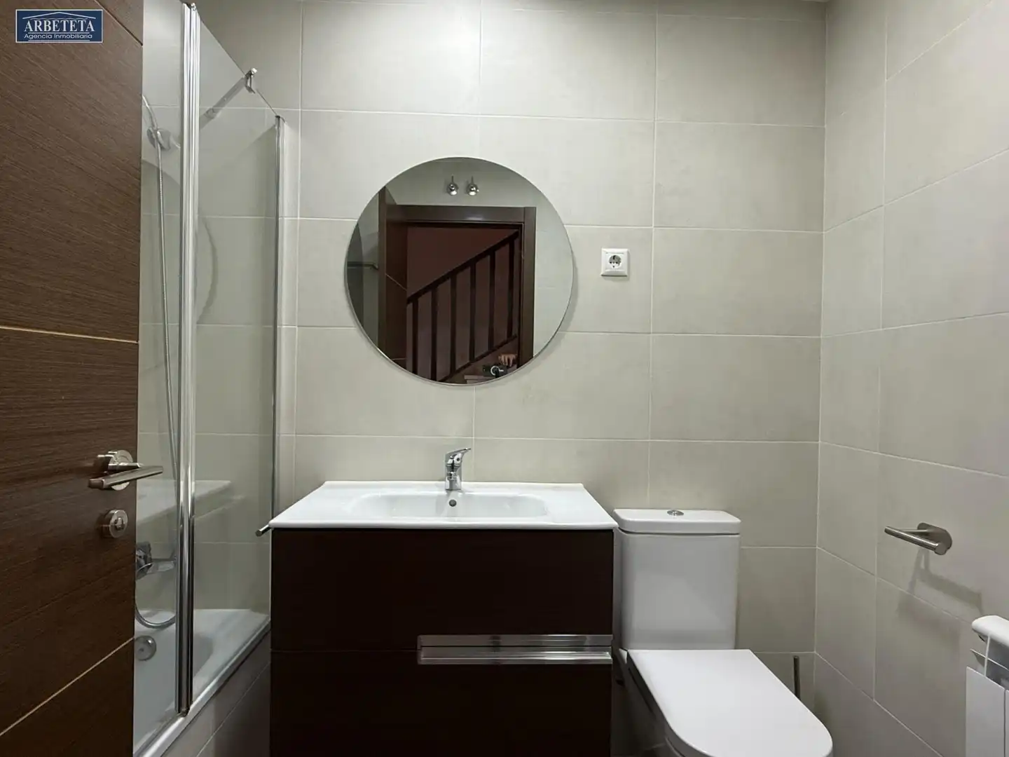 Casa adosada en venta en Urb. Belvalle