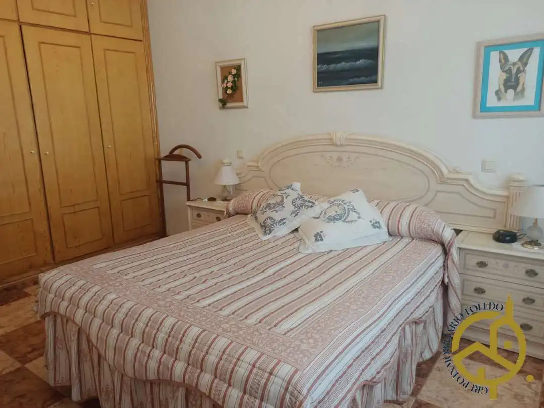 Dormitori de Casa o xalet en venda en El Viso de San Juan amb Aire condicionat, Calefacció i Jardí privat