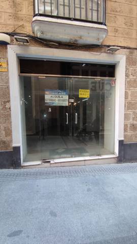 Local comercial en Alquiler en Calle José del Toro, 16D en Centro Histórico