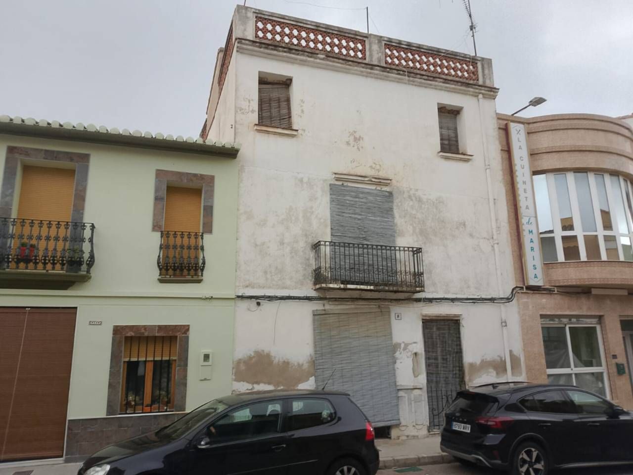 Exterior view of Single-family semi-detached for sale in Potries  with Terrace and Furnished