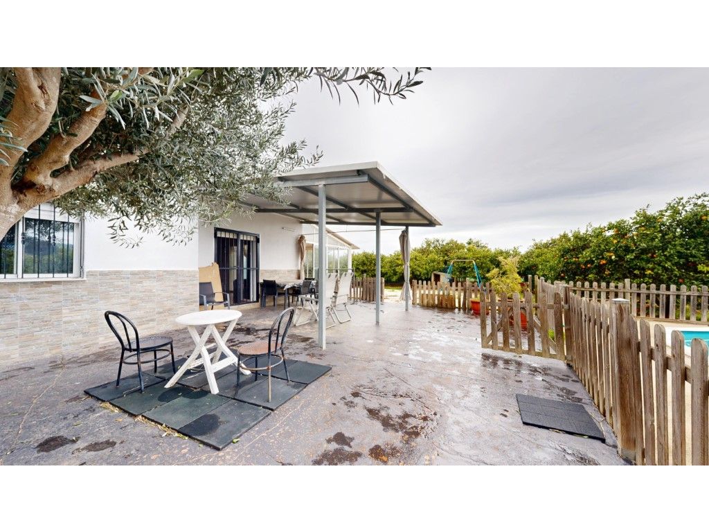 Terrace of House or chalet for sale in Corbera