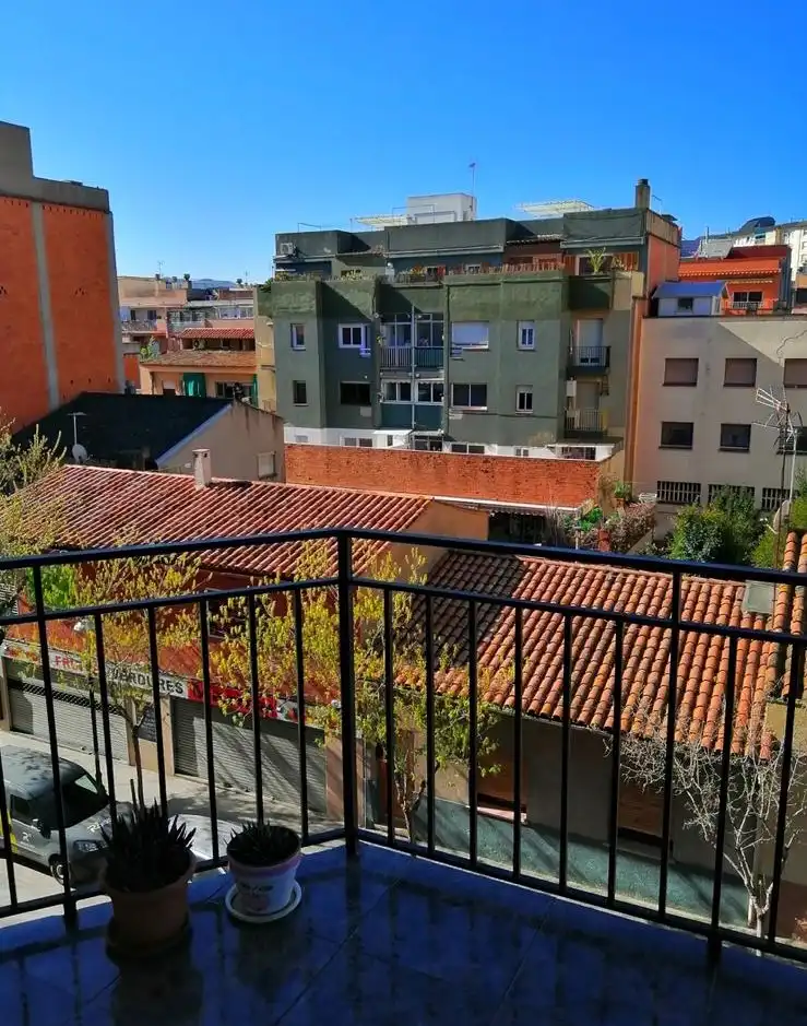 Terrassa de Pis en venda en Cerdanyola del Vallès amb Aire condicionat, Calefacció i Moblat