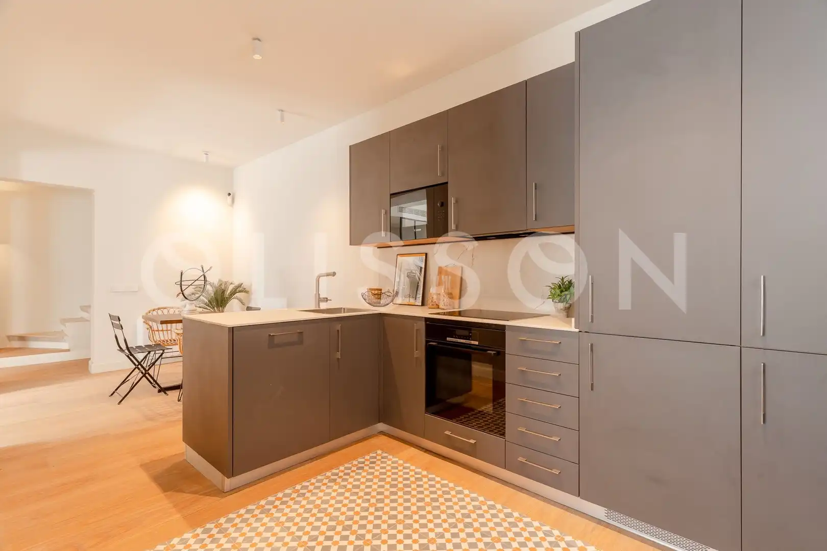 Cuina de Dúplex en venda en Madrid amb Aire condicionat, Terrassa i Traster