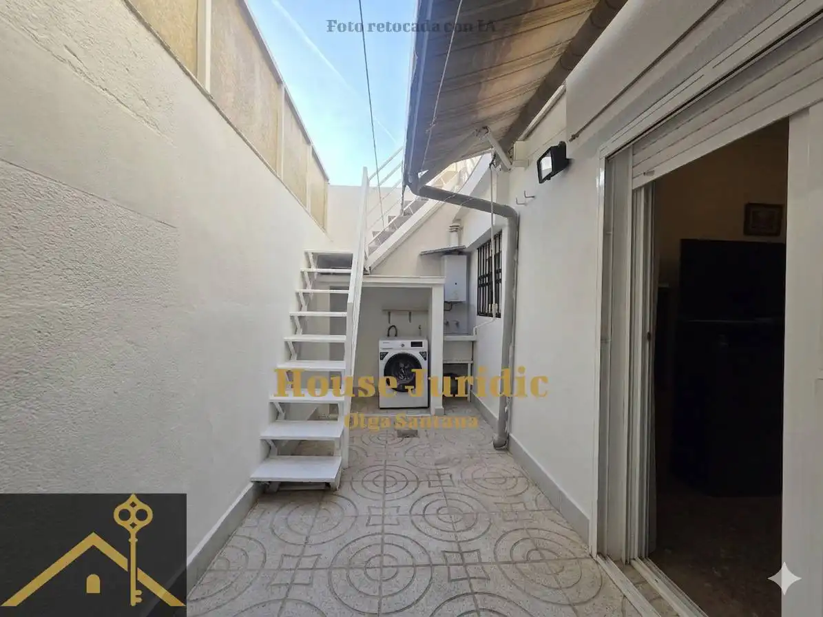 Detached homes for sale in Mataró  with Terrace and Oven
