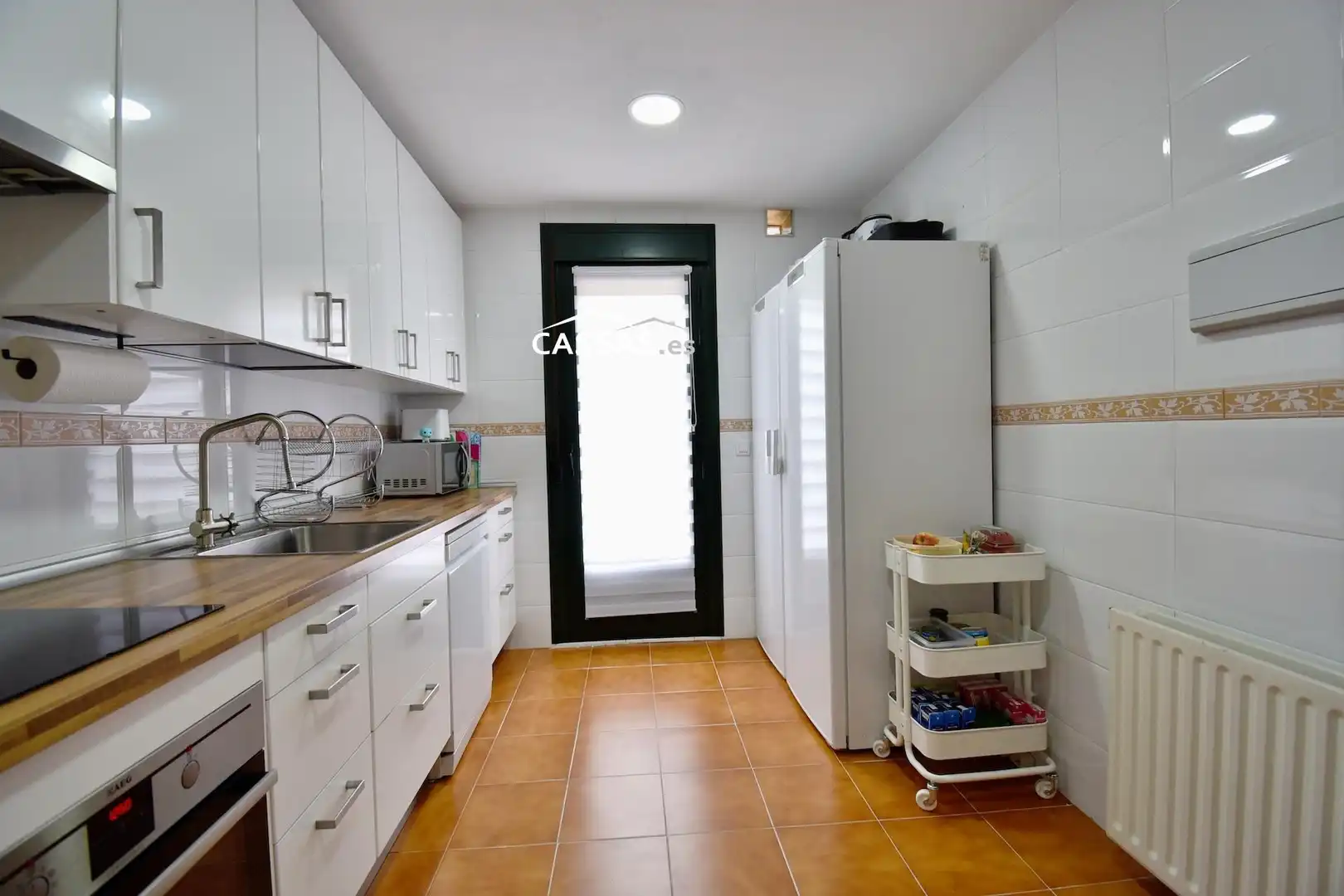 Kitchen of Detached homes for sale in Torrejón de Ardoz  with Air Conditioner, Heating and Private garden