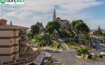 Vista exterior de Pis en venda en Motril amb Balcó