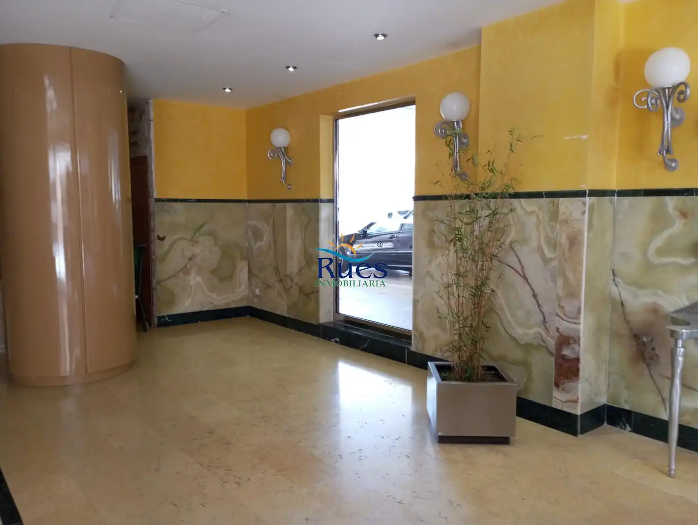 Flat with pool for sale in Calle AMPLARIES, imagen 41