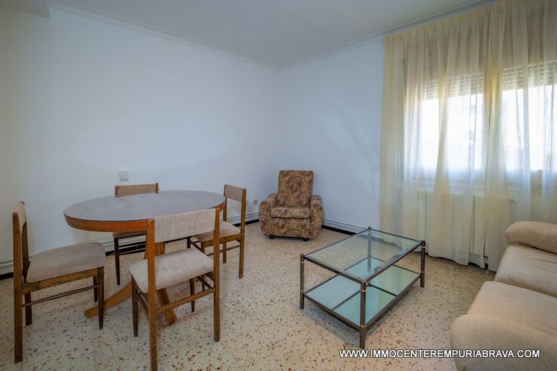 Sala d'estar de Apartament en venda en Vilafant amb Calefacció