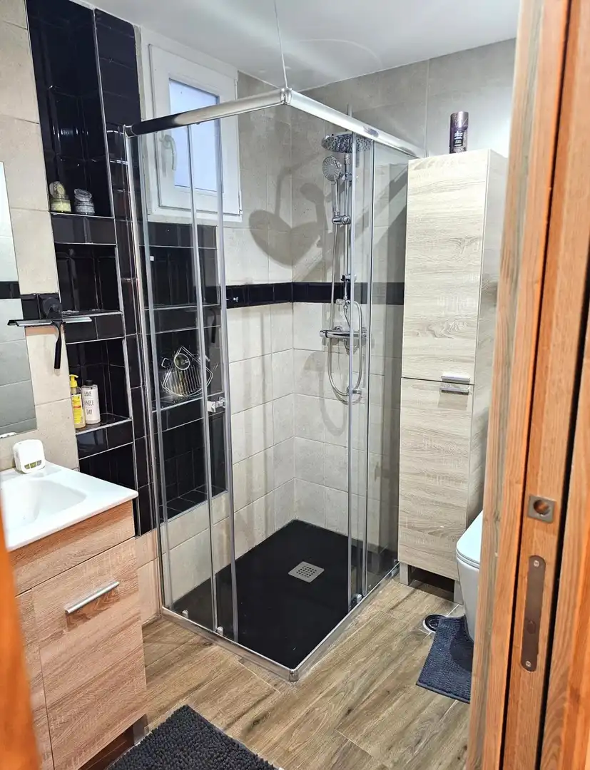 Baño de Casa o chalet en venta en Aldea del Fresno con Aire acondicionado y Calefacción