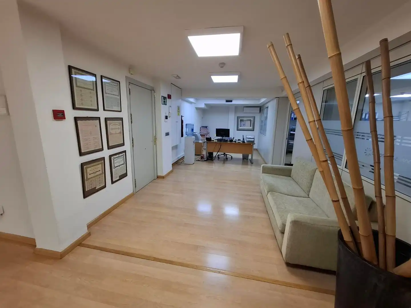 Büro mit Aufzug zum Verkauf in Calle de los Artilleros 4