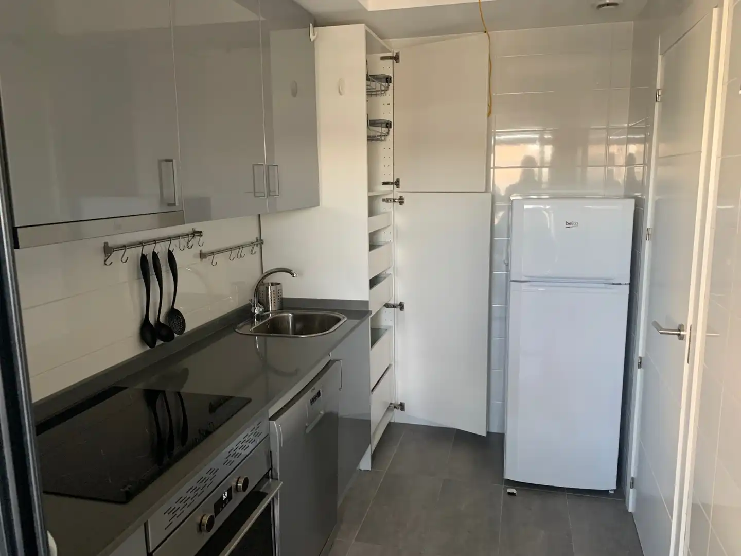 Kitchen of Flat for rent in Madrid  with Air Conditioner, Heating and Terrace