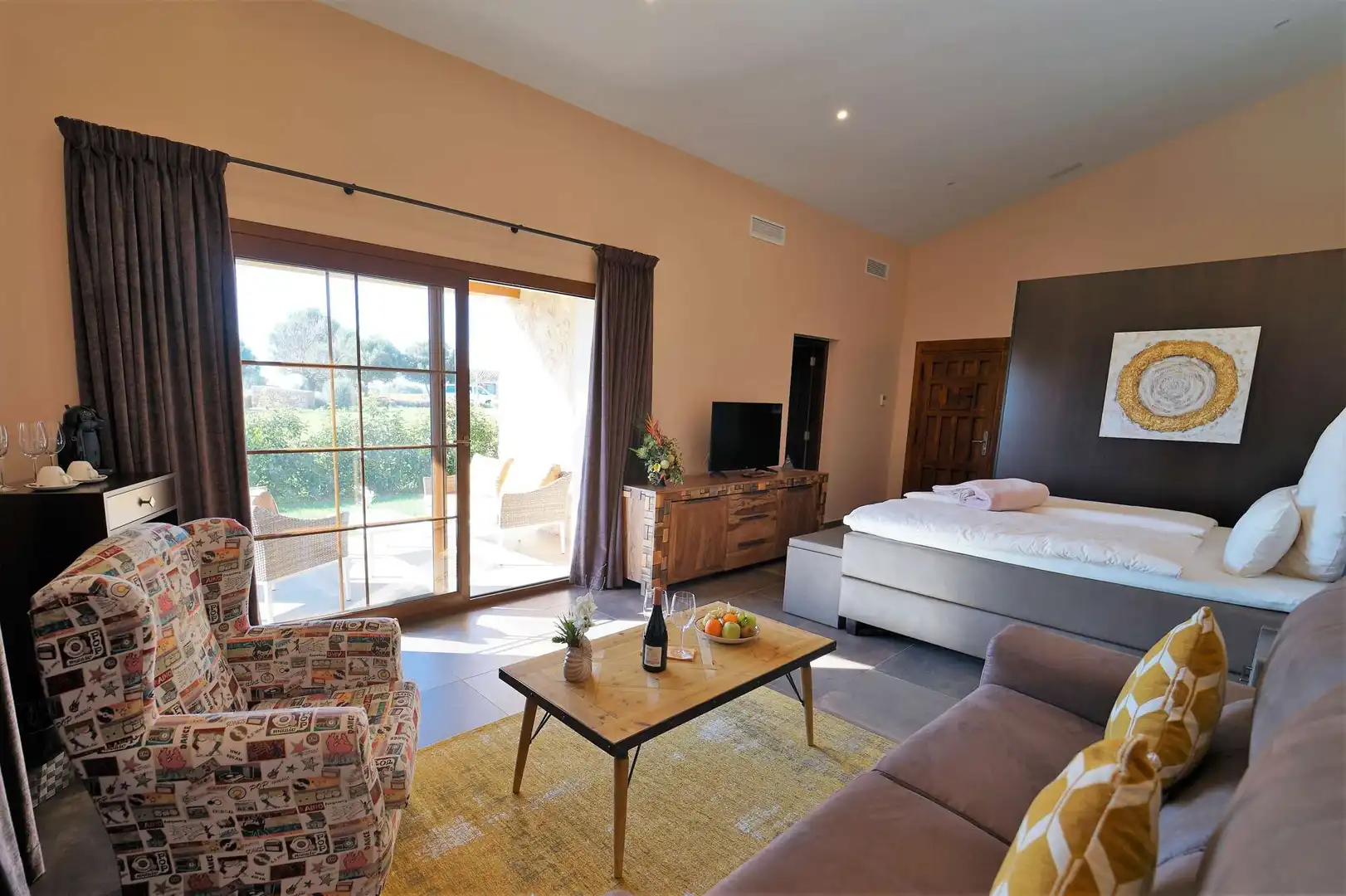 Sala de estar de Finca rústica en venta en Llucmajor con Aire acondicionado, Calefacción y Parquet