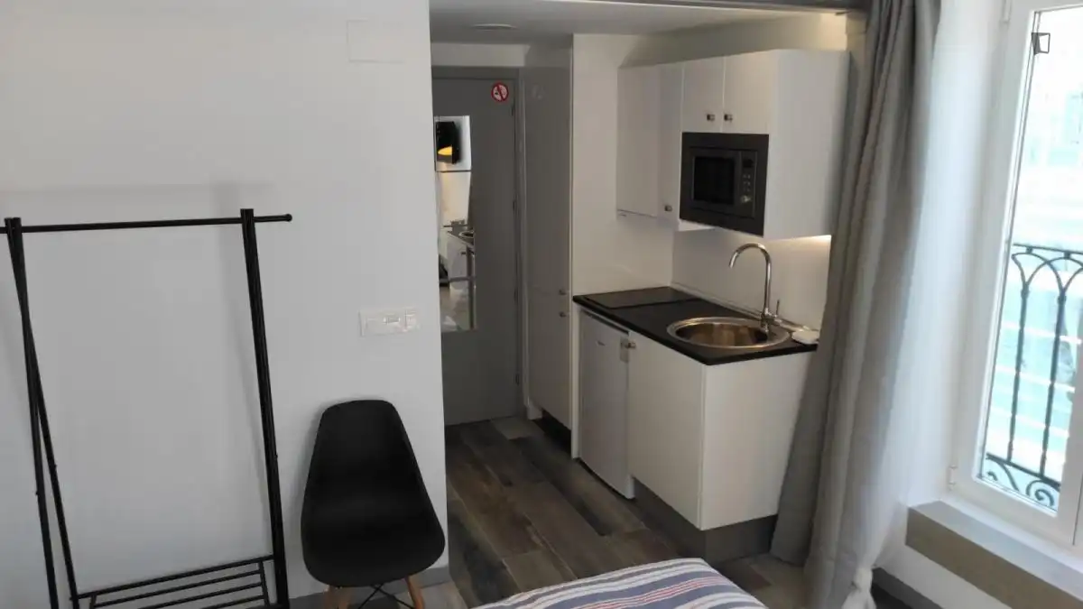 Study for rent in Casco Antiguo