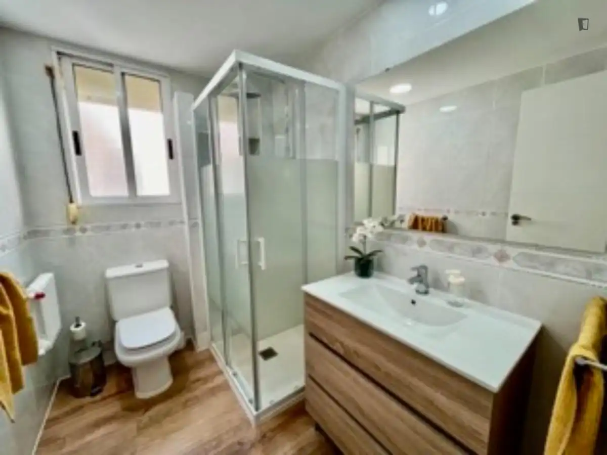 Habitación en Barrio del Ave